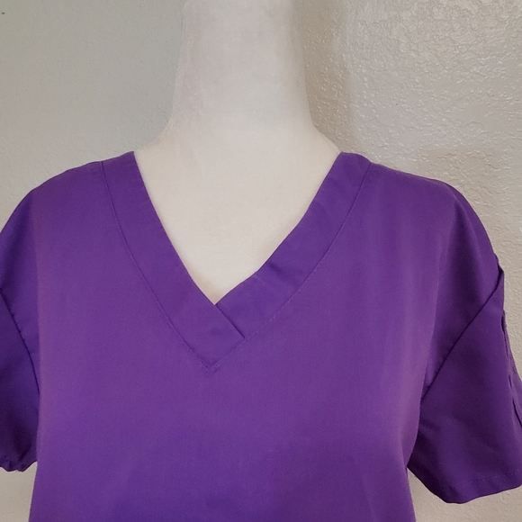 Made 2 Love Purple Scrub Top Size M - Picture 2 of 7